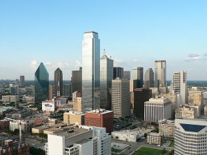 640px-Dallas_Downtown